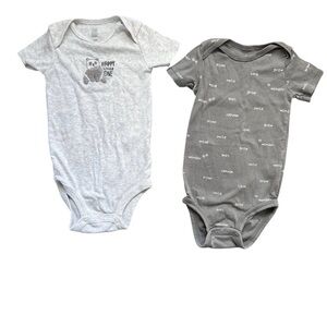 Carter’s Gray Happy Onesies Bundle | 12M